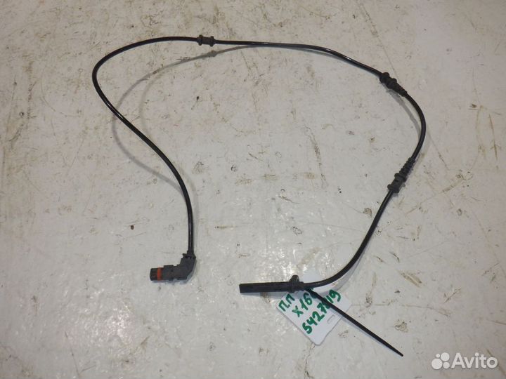 Датчик ABS передний