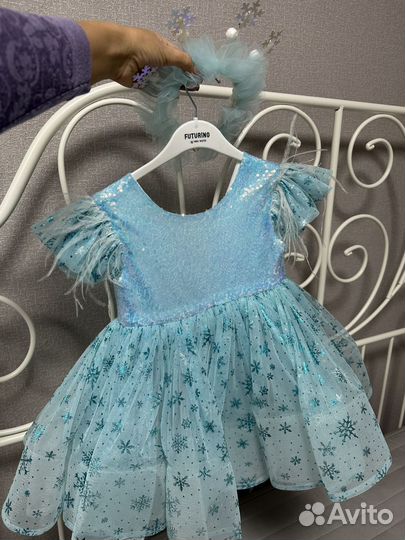 Платье для девочки снежинка 92