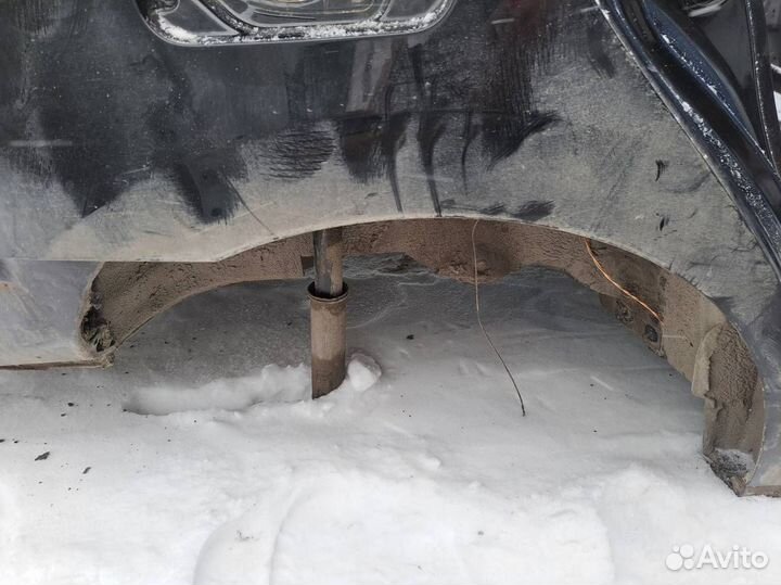 Крыло заднее правое Nissan Almera