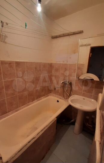 2-к. квартира, 43 м², 1/5 эт.