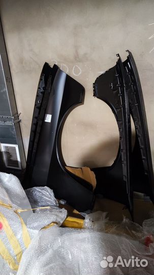 Крыло переднее Dodge Challenger