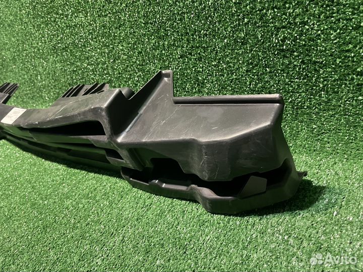 Усилитель переднего бампера LADA priora 2013-2018