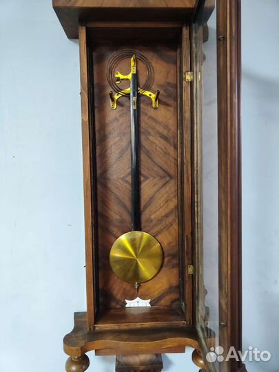 Старинные жильные настенные часы Gustav Becker