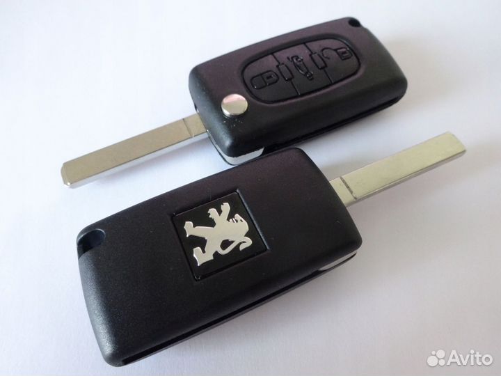 Ключ Пежо 508 с двумя кнопками