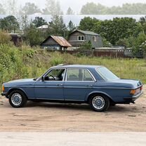 Mercedes-Benz W123 2.0 MT, 1977, 266 000 км, с пробегом, цена 650 000 руб.