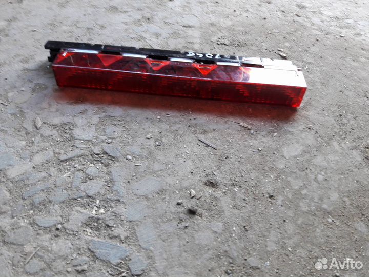 Дополнительный стоп-сигнал Ford Mondeo 3 рест