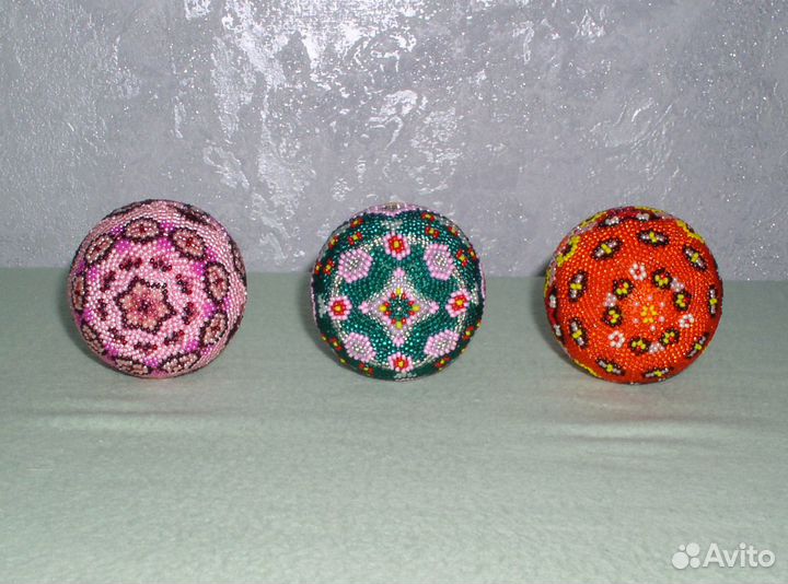 Яйца из бисера (крупные)
