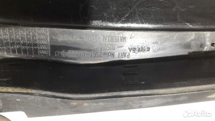 Жабо под лобовое стекло Ford Fiesta 01-08 Fusion