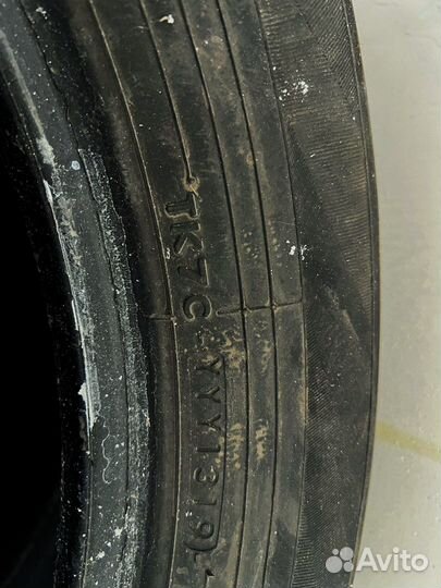 Yokohama AVS S1-Z V100 235/55 R18