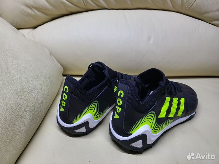 Сороконожки Adidas Copa новые 42 р