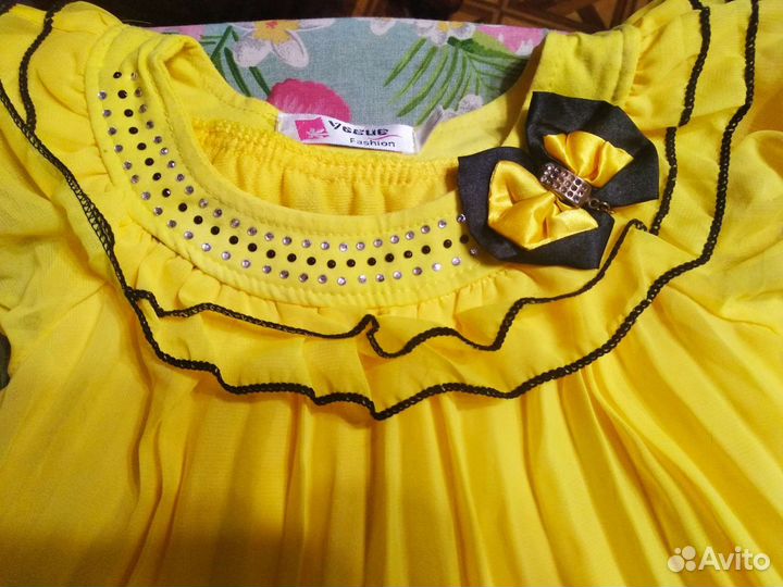 Платье для девочки праздничное
