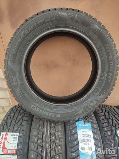 Kumho WinterCraft Ice Wi32 205/55 R16 94T