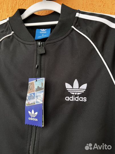 Спортивный костюм