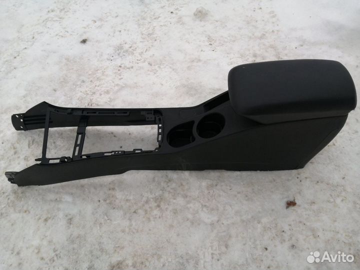 Подлокотник Киа сИд 1