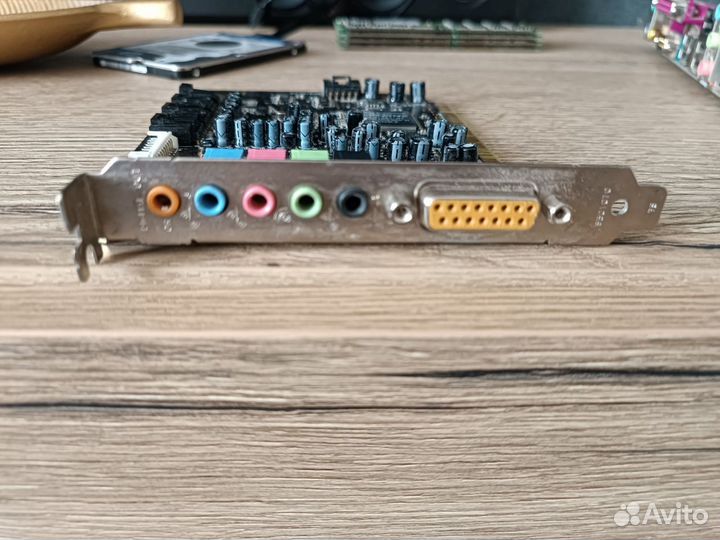 Звуковая карта Creative EMU10K1-JFF