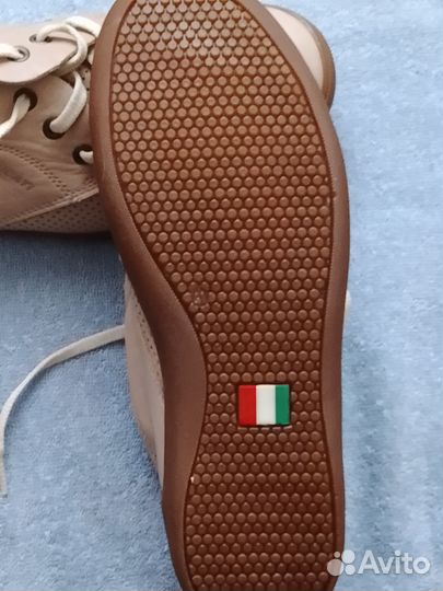 Летние спортивные туфли новые мужские