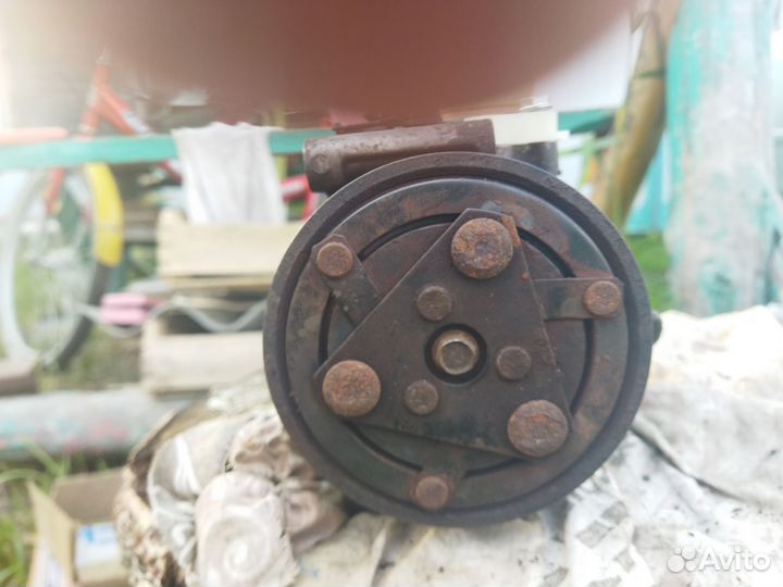 Компрессор кондиционера бу