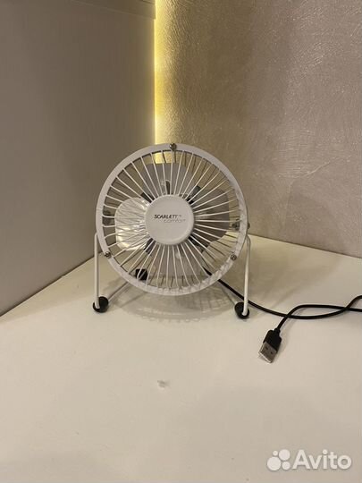 Вентилятор настольный Scarlett