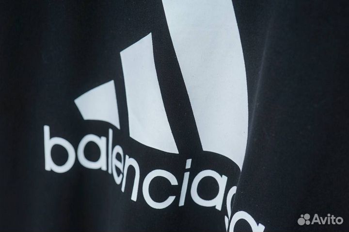 Футболка Adidas Balenciaga