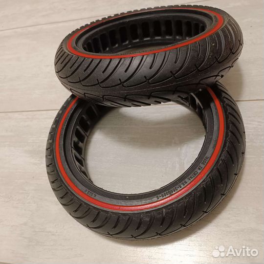 Литая шина (перфор) для самоката Xiaomi М365