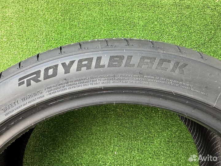 Royal Black Royal Explorer II 215/45 R18 93Y