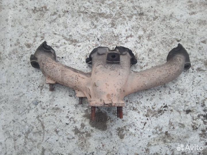 Выпускной коллектор Лада 2104 2106 2005