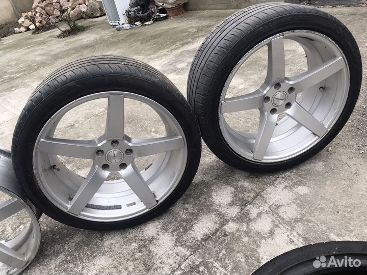 Продам колеса Vossen