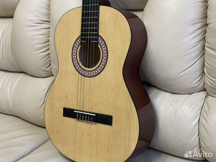 Акустическая гитара Adams