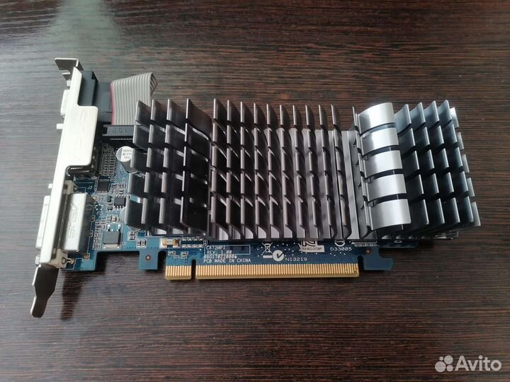 Видеокарта Asus