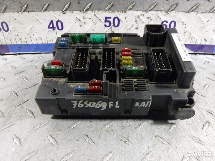 Блок предохранителей Peugeot 406