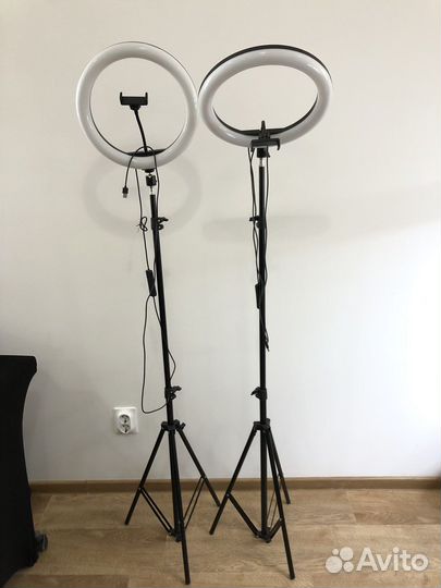 Кольцевая лампа цветная