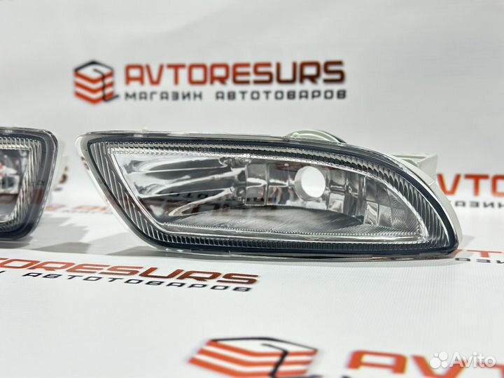 Фары противотуманные Toyota Caldina 210 1997-2002