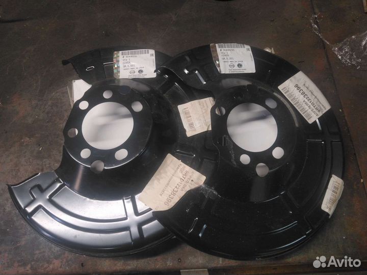 Тормозные диски + щиток защитный opel astra h