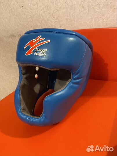 Борцовки и шлем