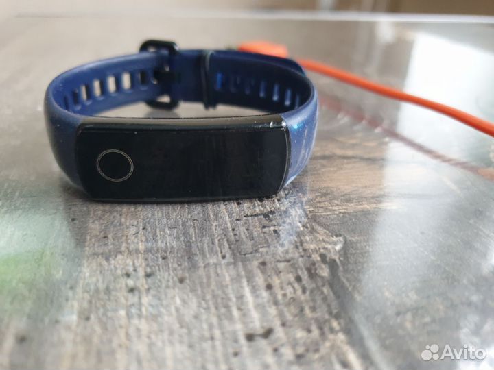 Фитнес браслет