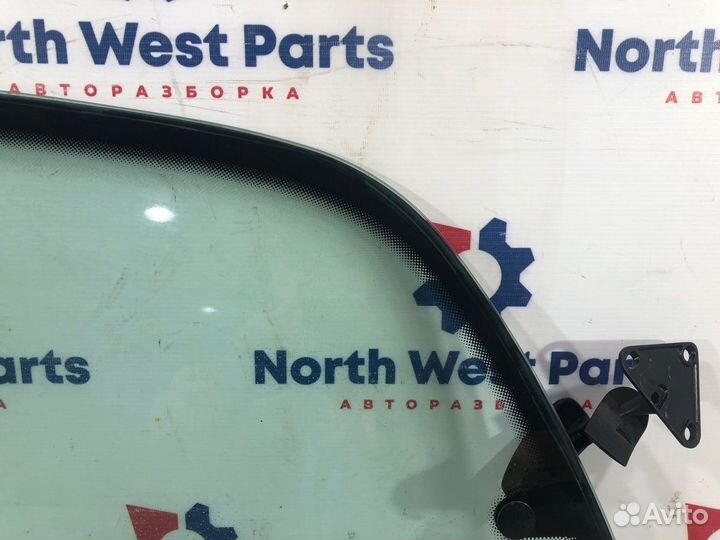 Стекло кузовное глухое Ford Galaxy компактвен 1.9L