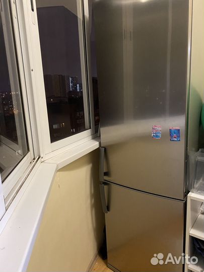 Холодильник бу whirlpool