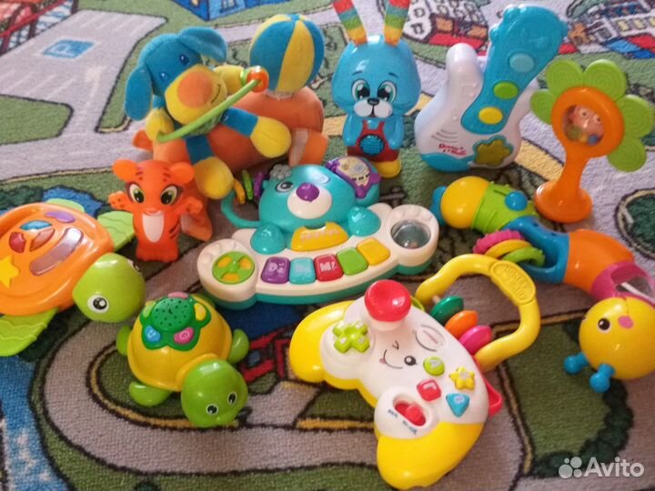 Детские игрушки для новорожденных пакетом