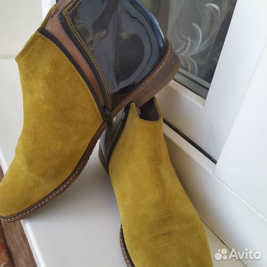 Испанские новые ботинки