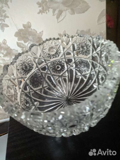 Ваза хрустальная