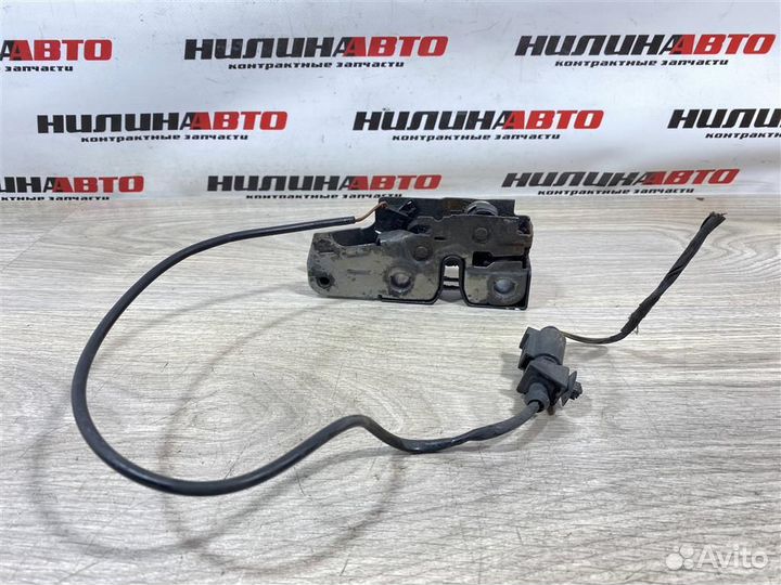 Замок капота VW Пассат Б6