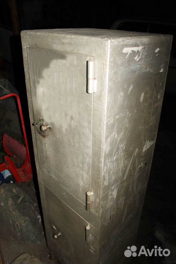 Сейф металлический 1620x500