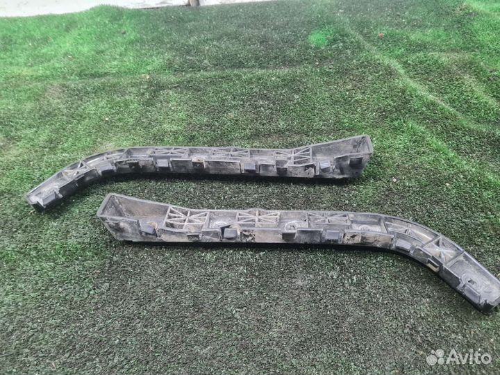 Кронштейн заднего бампера Lifan X60