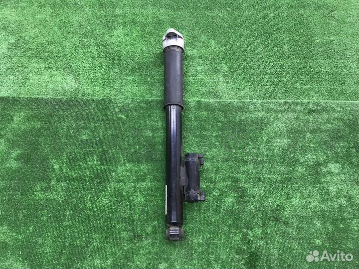 Амортизатор задный Mercedes E213