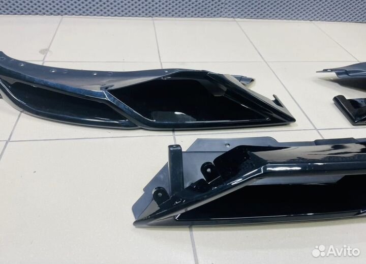 Губа BMW X5 G05 М пакет, дорестайл, чёрный глянец