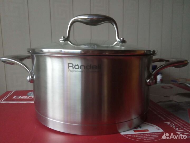 Кастрюля Rondell glisset 3л. новая