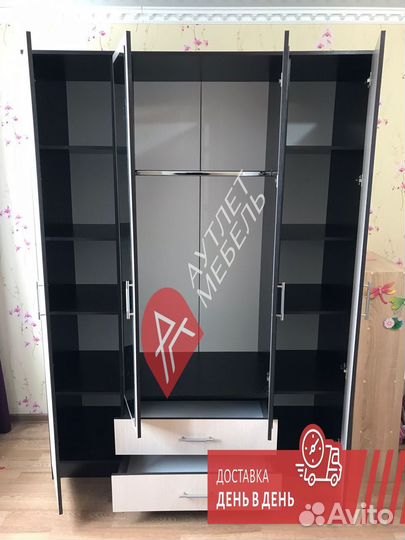 Шкаф распашной