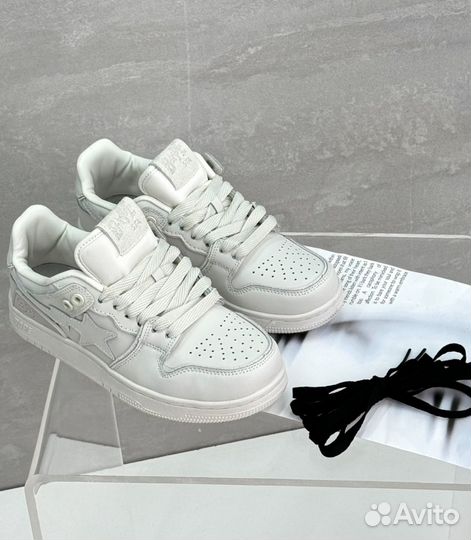 Кроссовки мужские белые