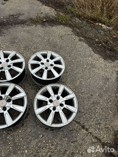 R14 4*98 диски литые ваз