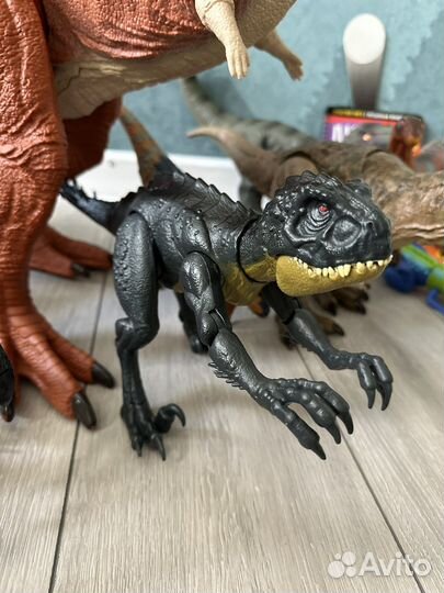Коллекция динозавров парк юрского периода
